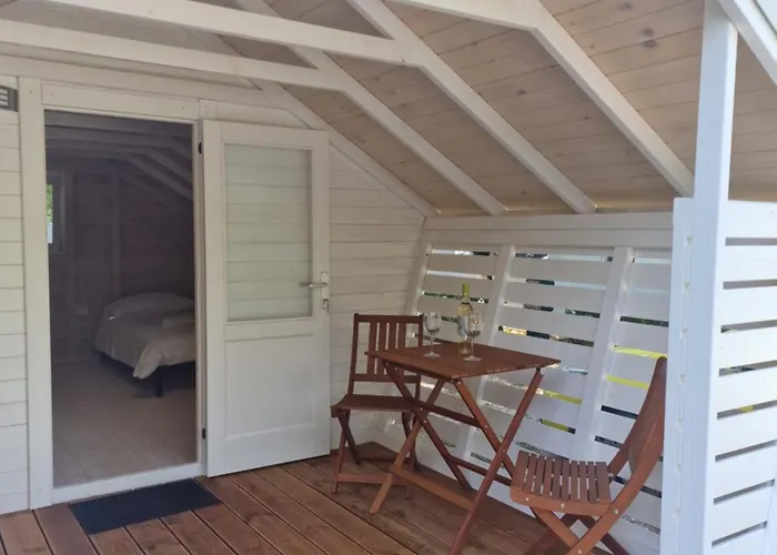 Fkk Adriatika In Fkk Solaris Naturist 豪华帐篷